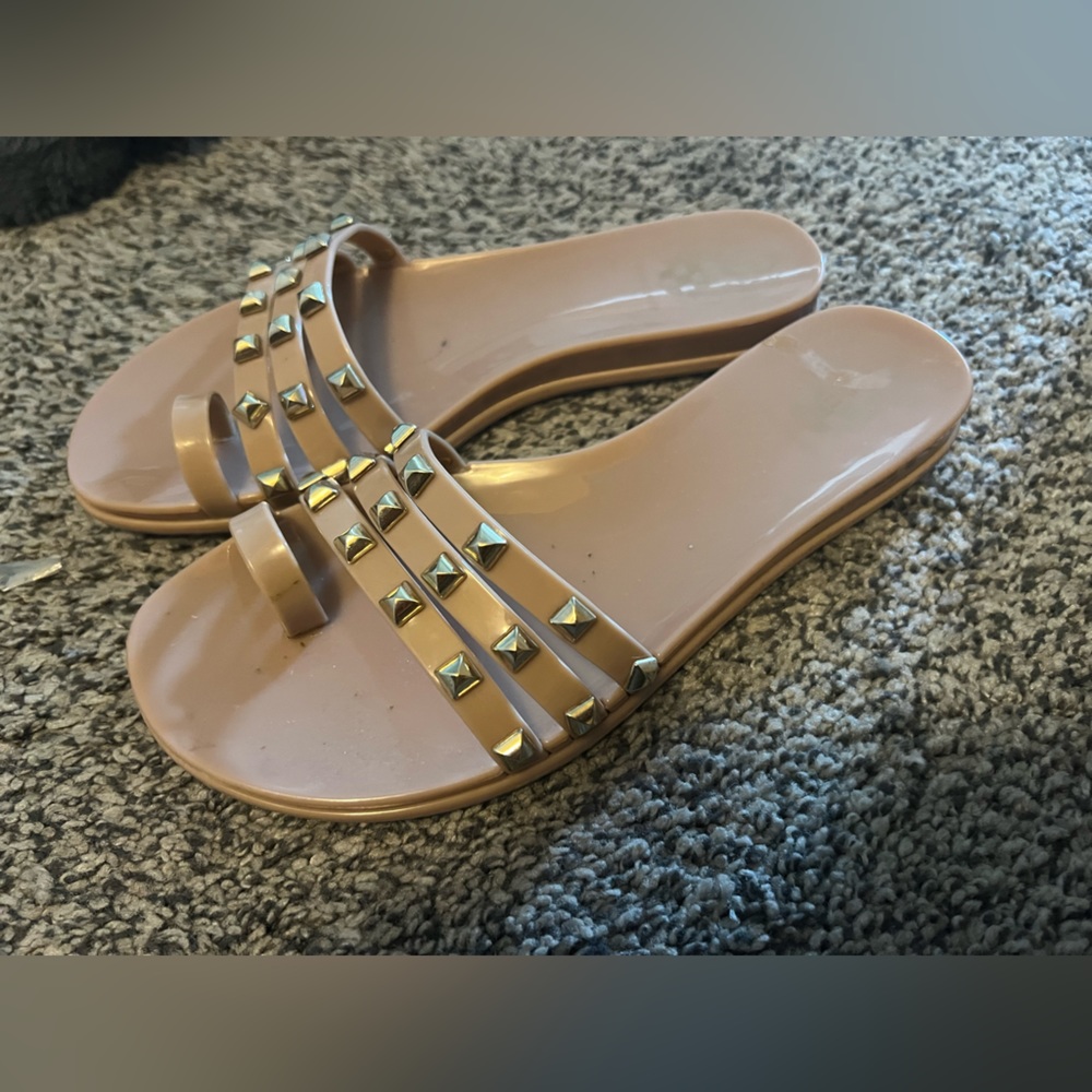 Vince camuto pink studded sandals